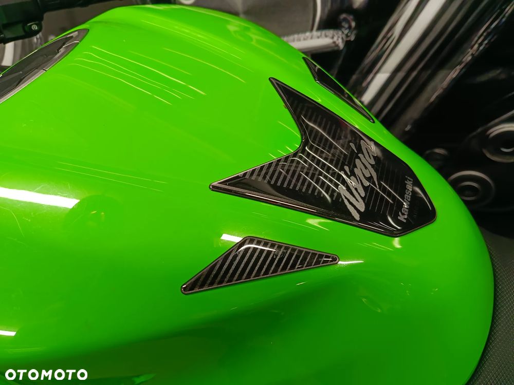 Kawasaki Ninja 400 - 20