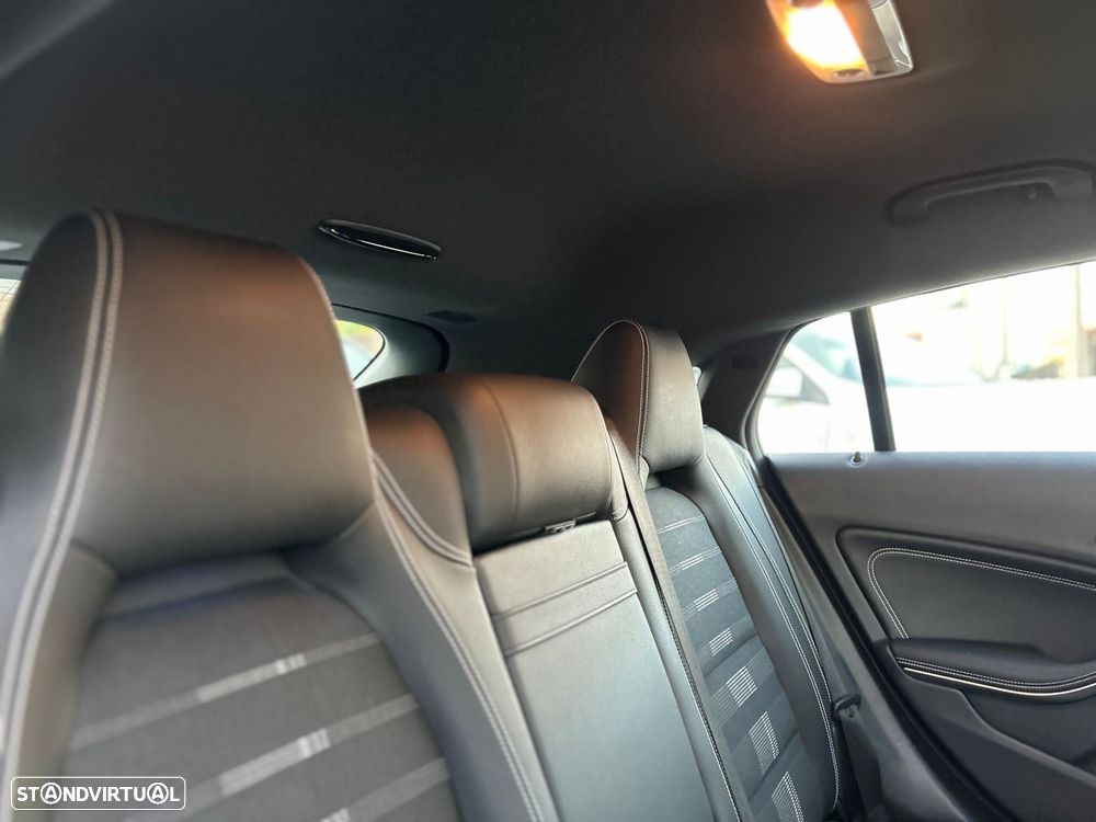 Mercedes-Benz CLA 200 - 23