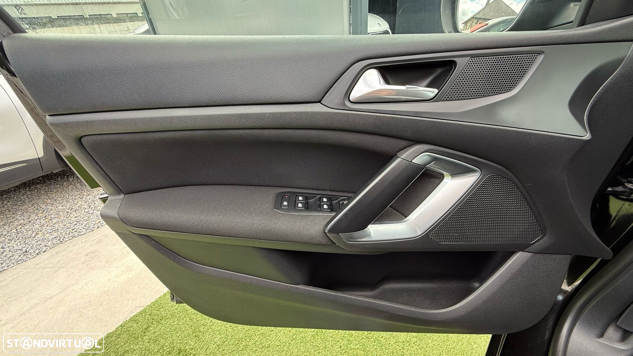 Peugeot 308 SW 1.6 BlueHDi Style - 40