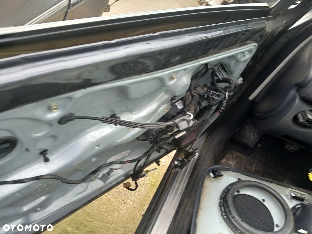 SKODA SUPERB 1 I LF7G fotel fotele kanapa deska kokpit podsufitka boczek boczki klamka - 3