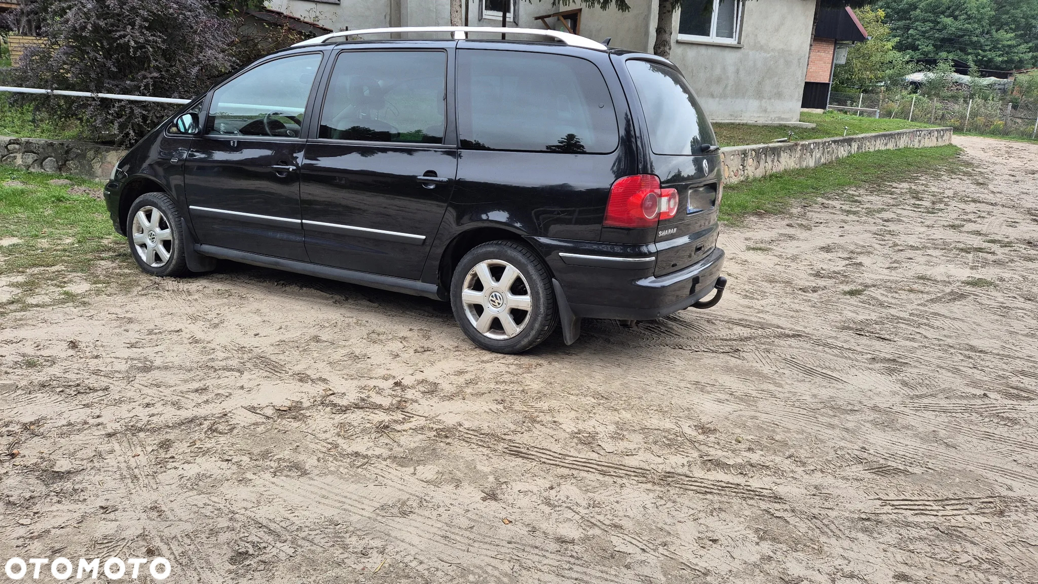 Volkswagen Sharan 1.9 TDI Highline - 3