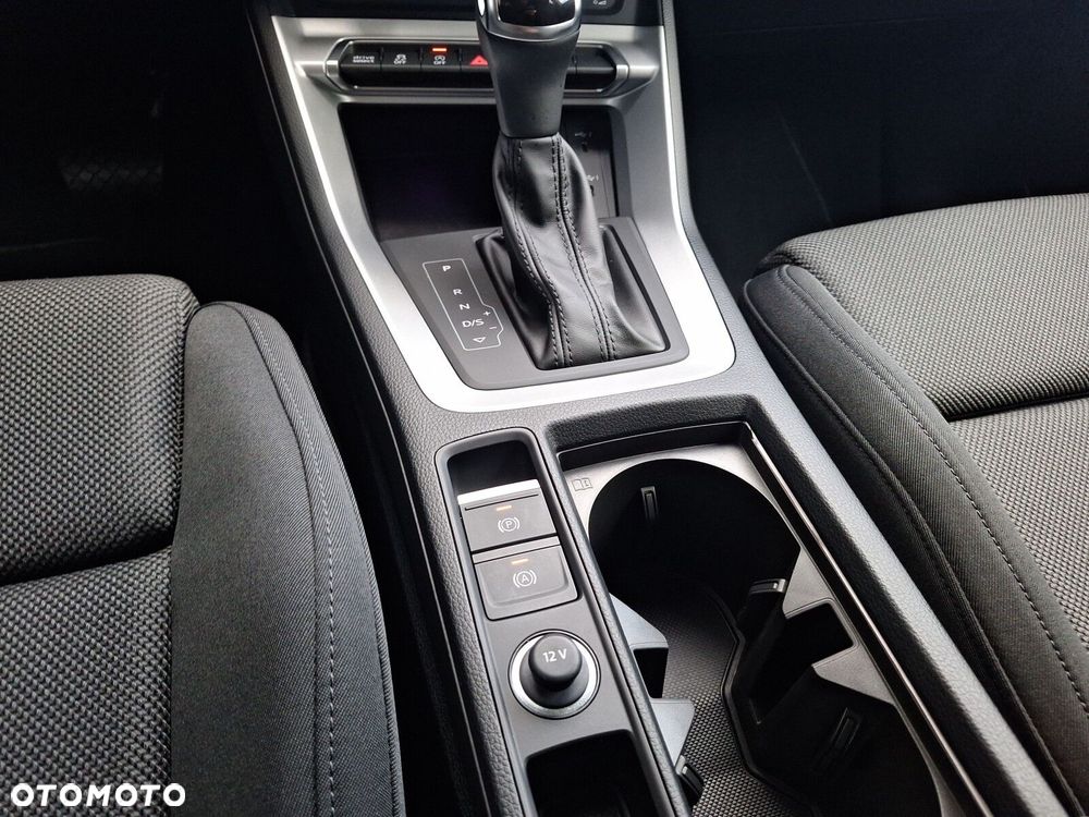 Audi Q3 Sportback - 16
