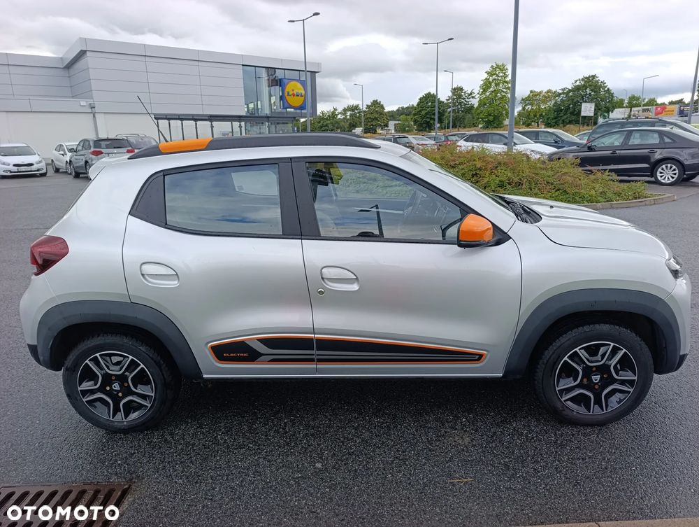 Dacia Spring - 4