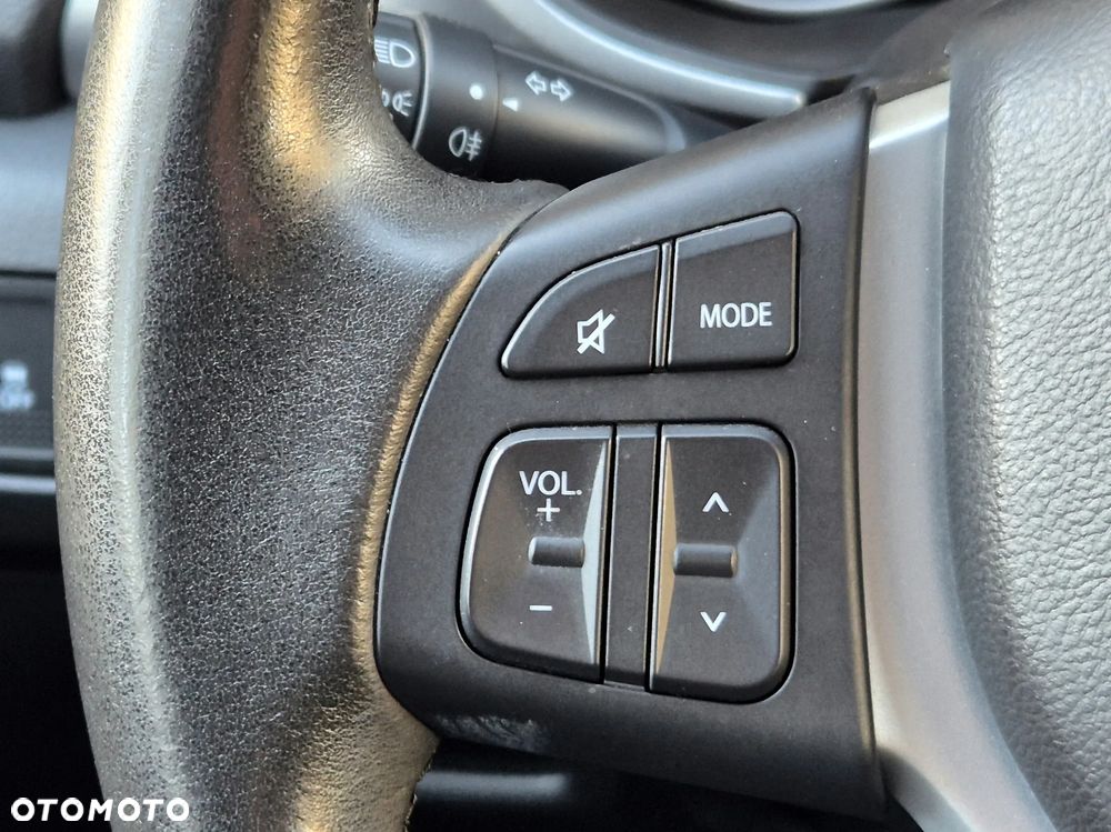 Suzuki Vitara 1.6 DDiS (4x4) Allgrip Comfort - 23