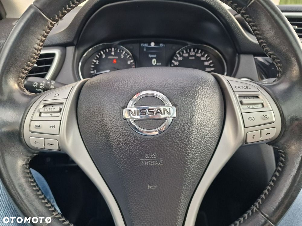 Nissan Qashqai 1.2 DIG-T N-Connecta EU6 - 28