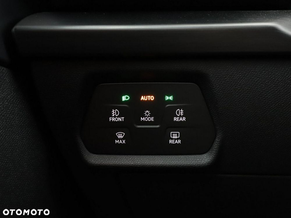Cupra Leon 2.0 TSI DSG VZ - 35