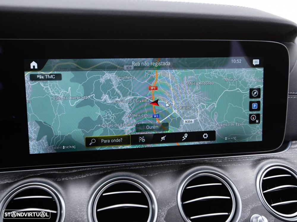 Mercedes-Benz E 300 de 4Matic 9G-TRONIC AMG Line - 30