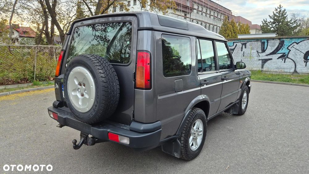Land Rover Discovery - 3