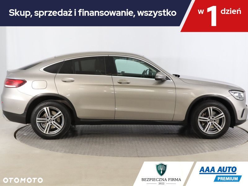 Mercedes-Benz GLC - 8