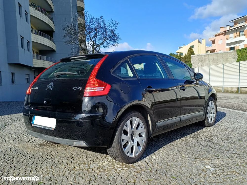 Citroën C4 1.6 HDi Exclusive - 13