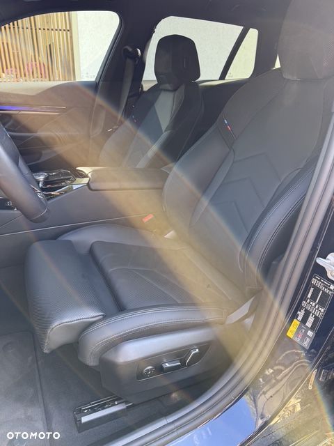 BMW i5 83.9kWh eDrive40 - 11