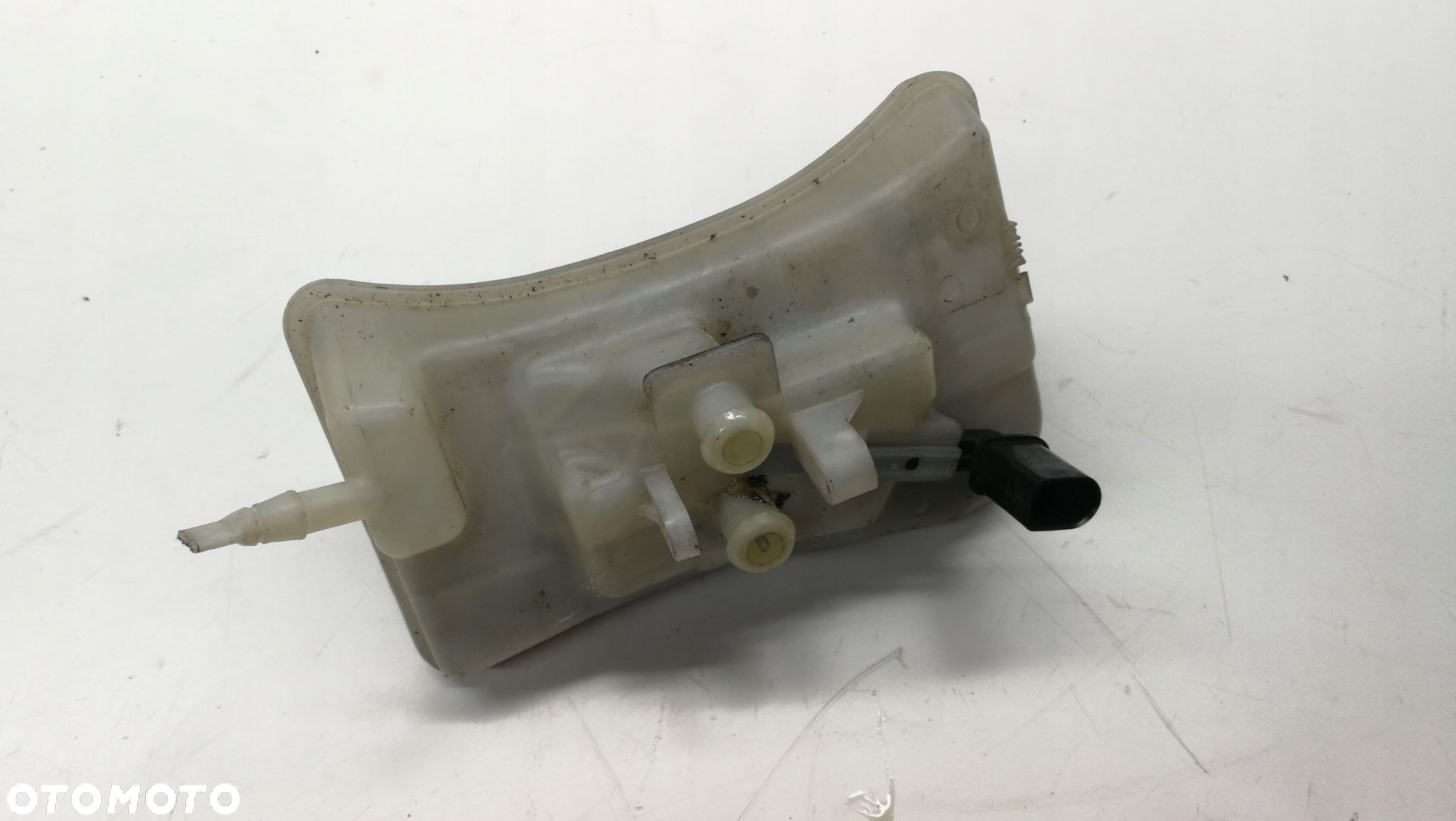 ZBIORNICZEK PŁYNU HAM AUDI A4 B7 A6 C6 8E0611301G - 4