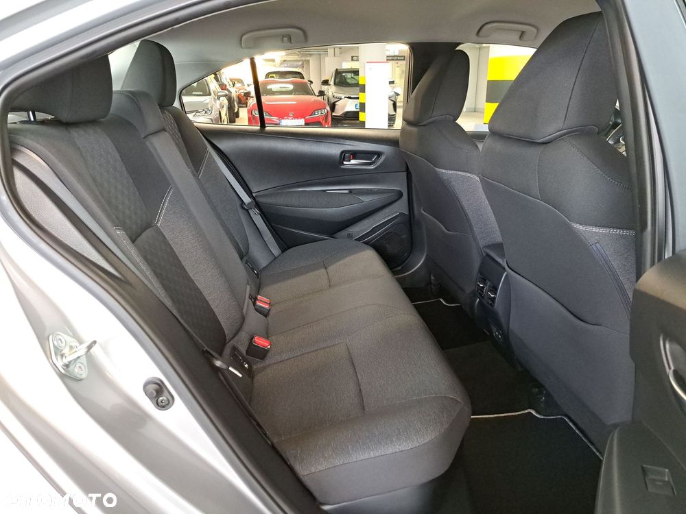 Toyota Corolla 1.8 Hybrid Comfort - 15
