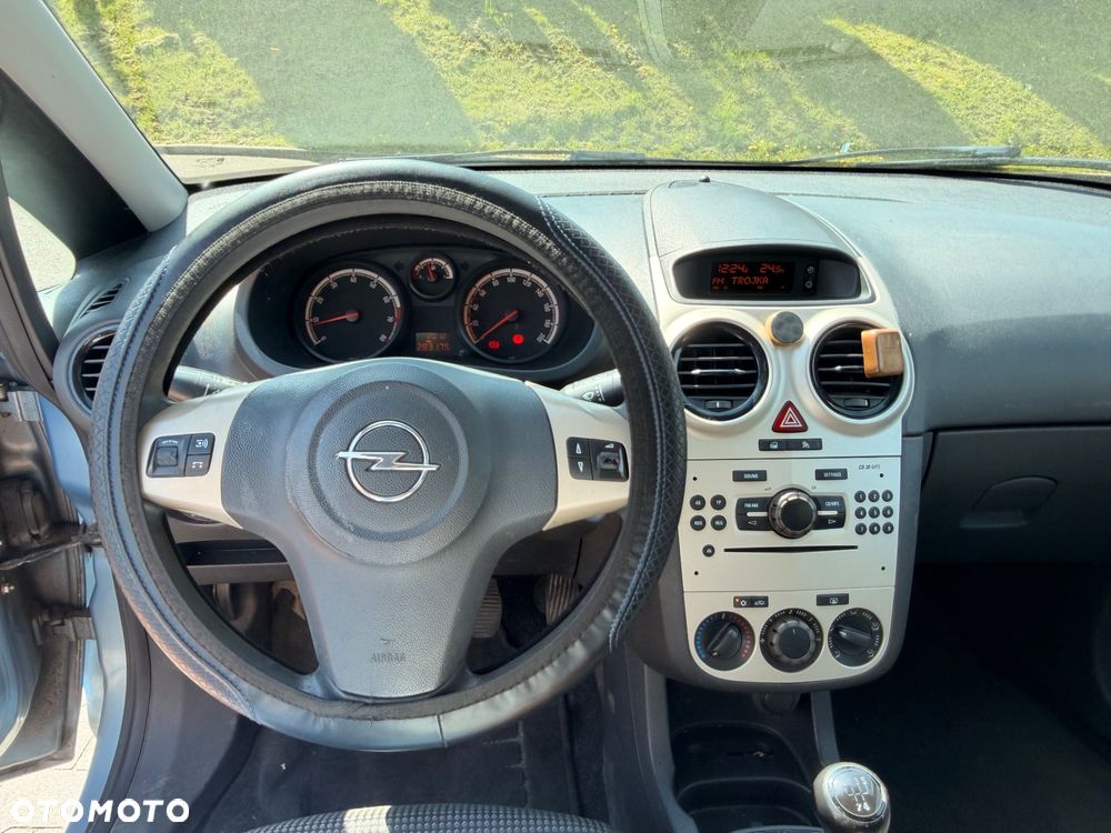 Opel Corsa 1.4 16V - 6