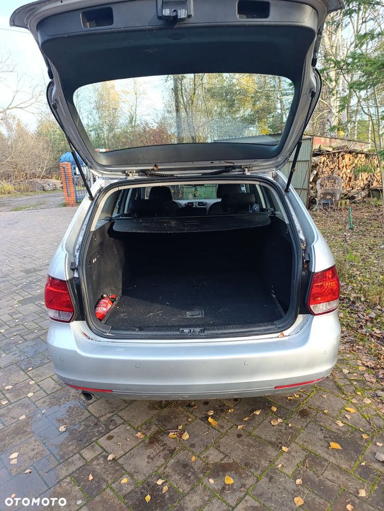 Volkswagen Golf VI 1.6 TDI Trendline - 12