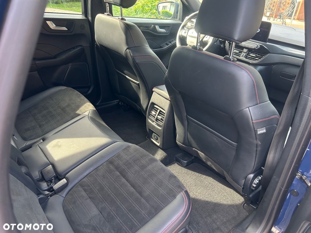 Ford Kuga 2.5 Duratec PHEV ST-LINE X - 33