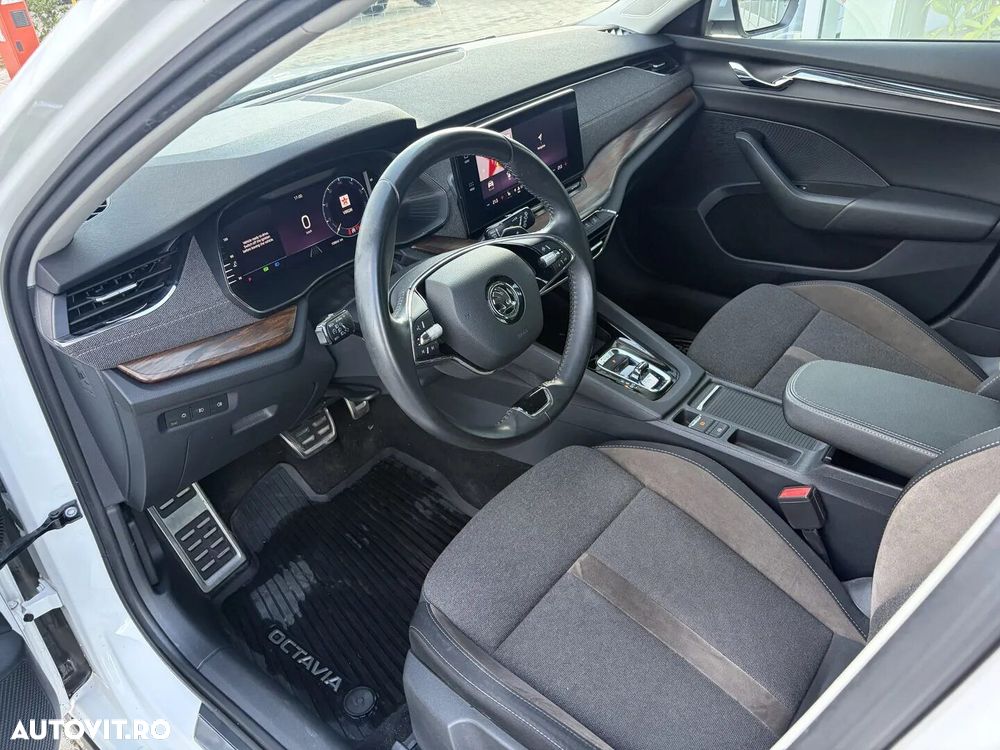 Skoda Octavia 2.0 TDI DSG 4X4 Scout - 18