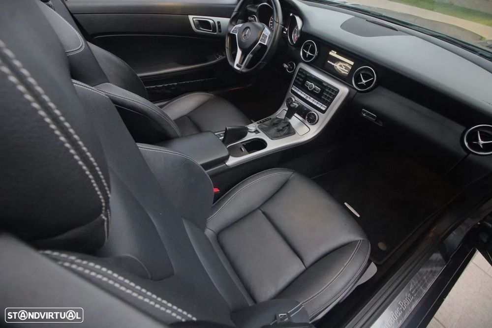 Mercedes-Benz SLK 200 (BlueEFFICIENCY) 7G-TRONIC - 20