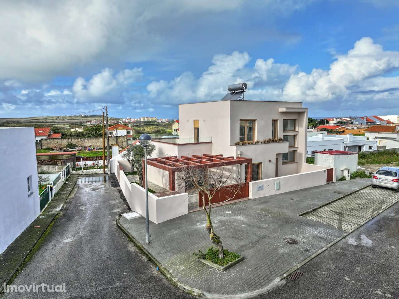 Moradia T3 c/ 2 Suites, 1 Closet, Logradouro e Vista Mar! - Grande imagem: 2/44