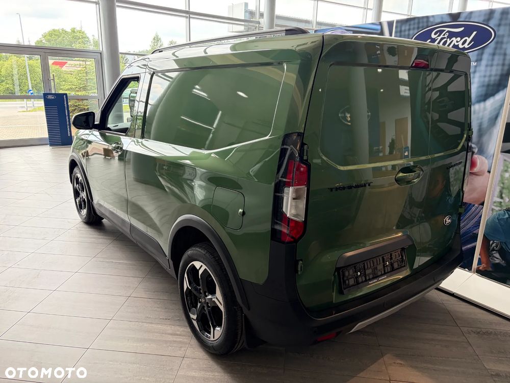 Ford Transit Courier - 4