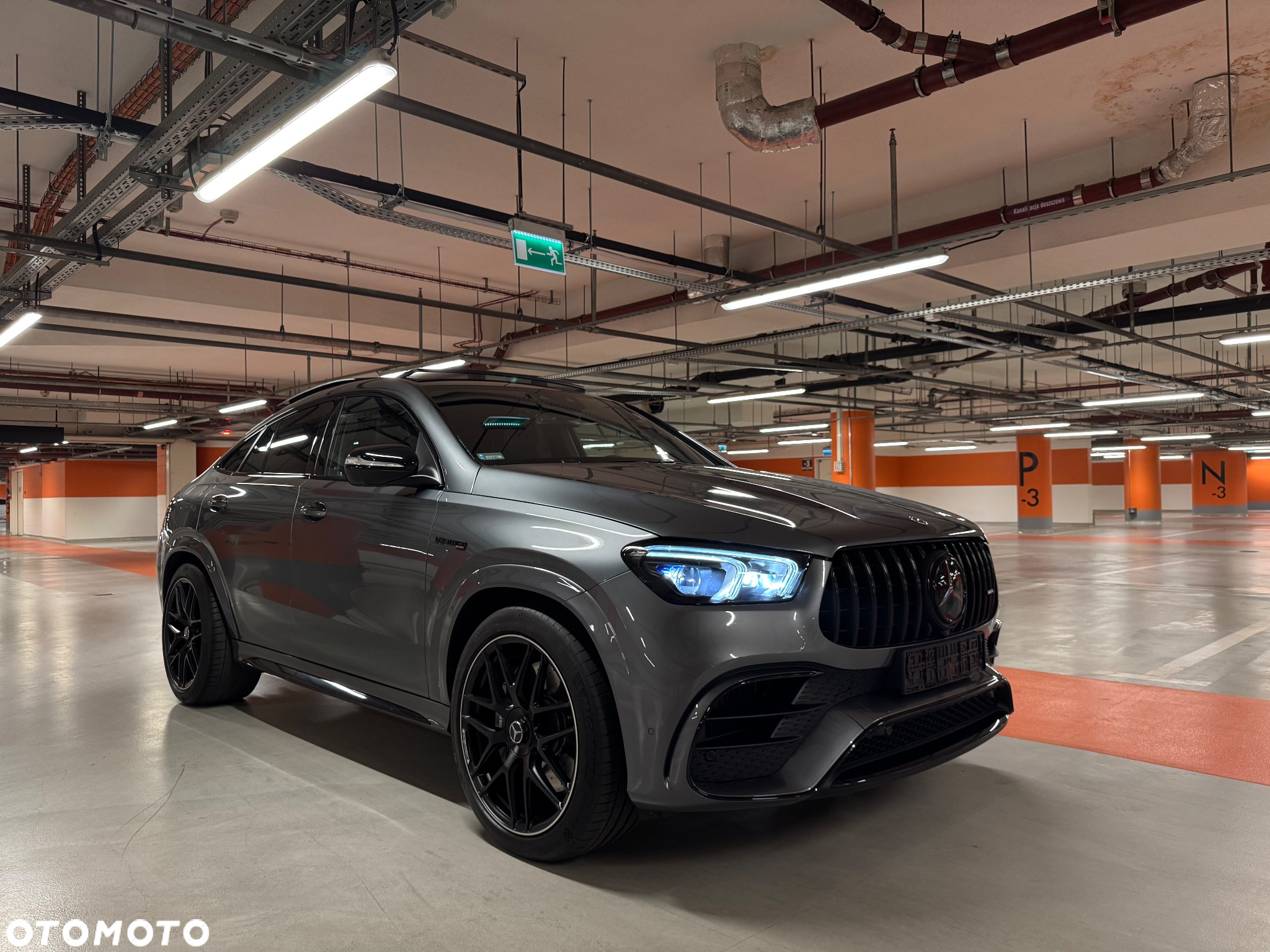 Mercedes-Benz GLE AMG Coupe 63 4-Matic Premium Plus - 3