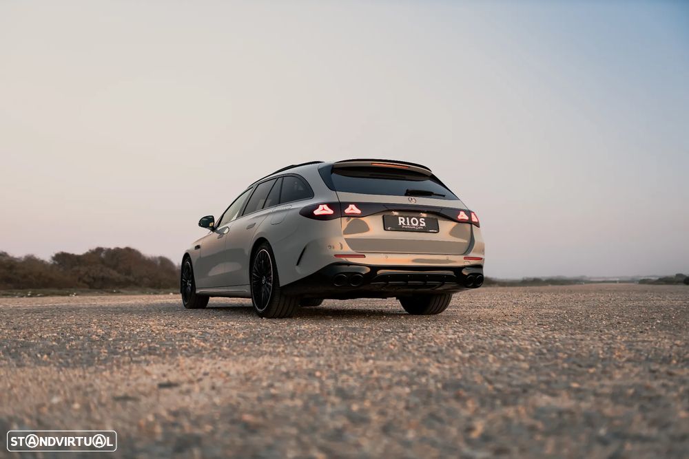 Mercedes-Benz E 300 de - 34