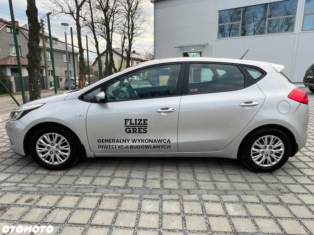 Kia Ceed - 12