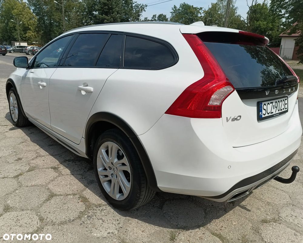 Volvo V60 Cross Country D4 Drive-E Summum - 8