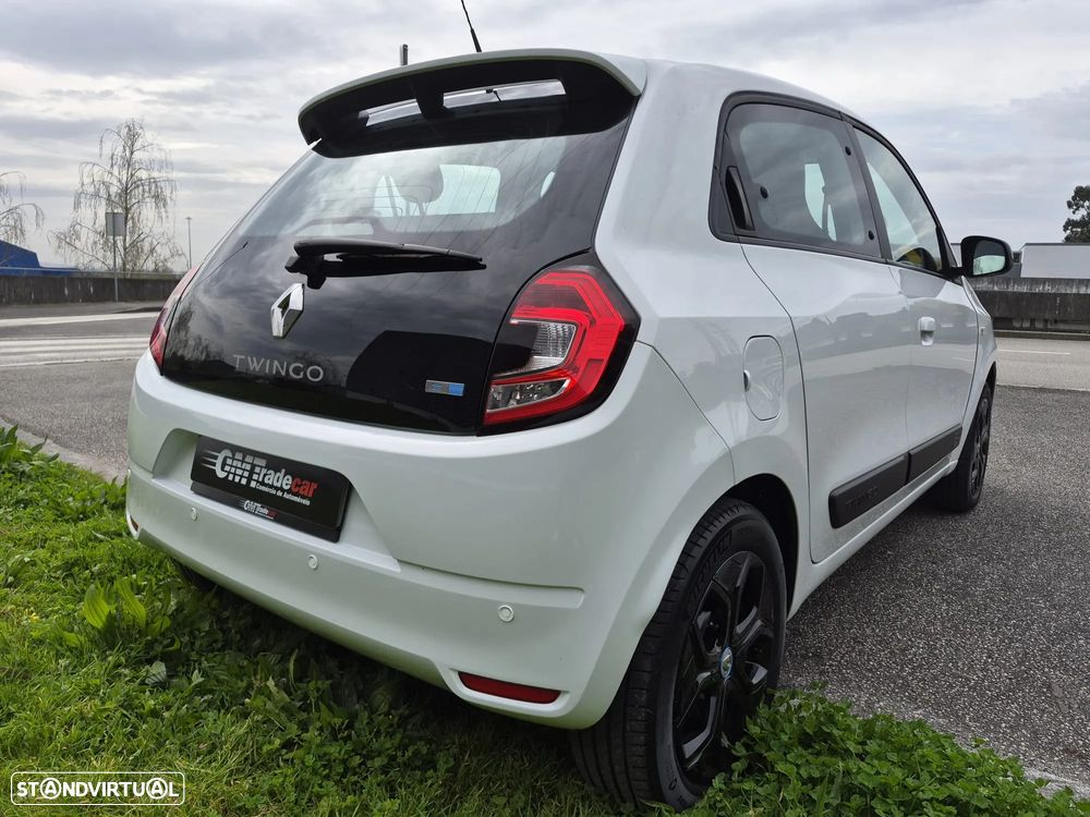Renault Twingo Z.E. 22 Intens - 3