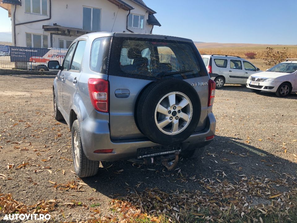 Dezmembrez piese Daihatsu Terios J2 - 3