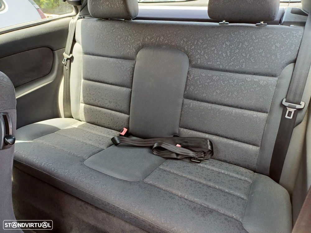 Audi A3 1.6 Ambition - 6