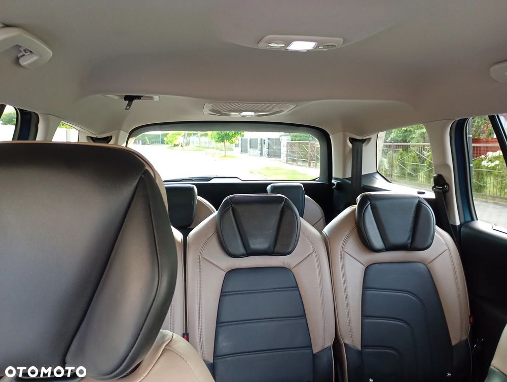 Citroën C4 Grand Picasso 1.6 THP Exclusive - 9