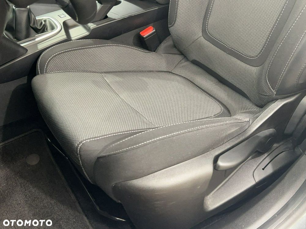 Renault Megane 1.3 TCe FAP Equilibre - 17