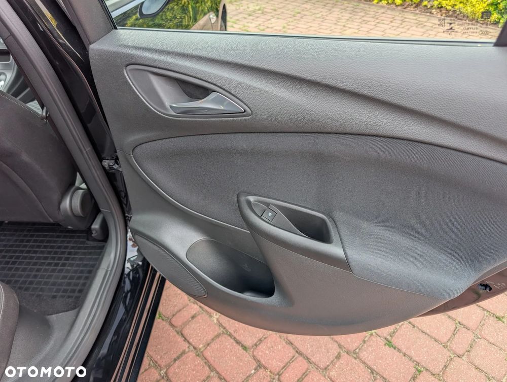 Opel Astra 1.4 T GPF Enjoy S&S - 20