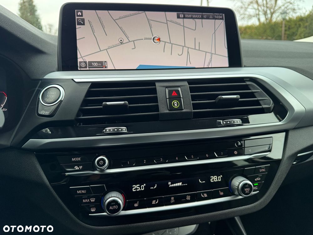 BMW X3 sDrive18d Advantage - 29