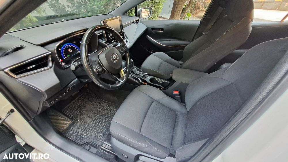 Toyota Corolla 1.8 HSD Dynamic - 8