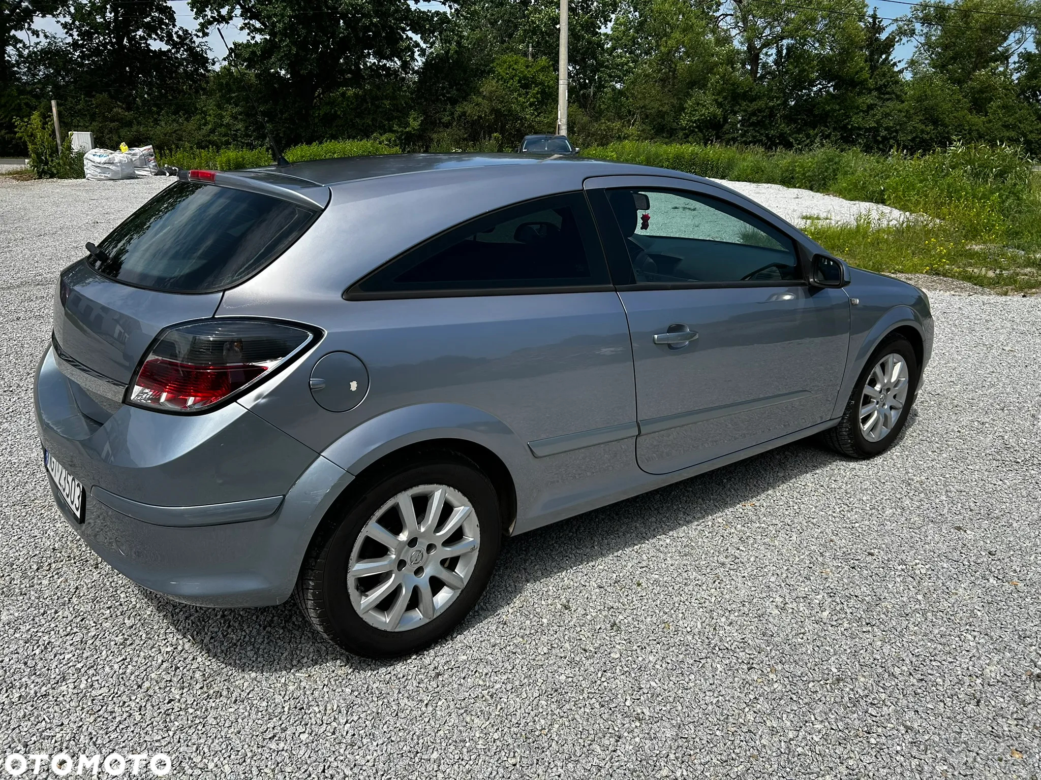 Opel Astra III GTC 1.6 Enjoy - 7
