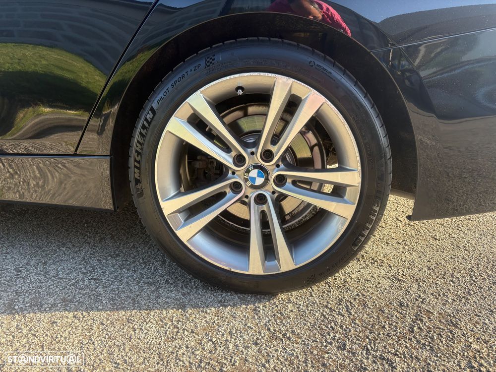 BMW 320 d Luxury Line - 5