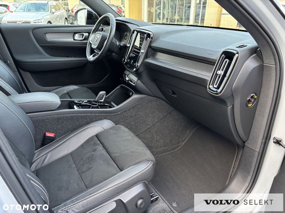 Volvo XC 40 - 9