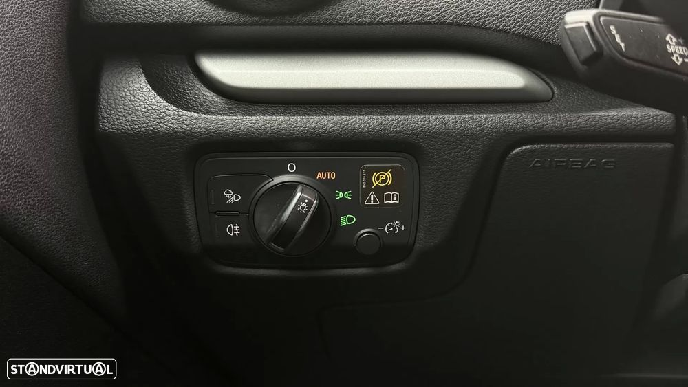 Audi A3 Sportback 2.0 TDI Design - 12