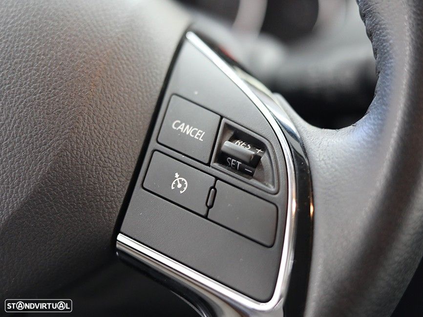 Mitsubishi Space Star 1.2 Intense - 19