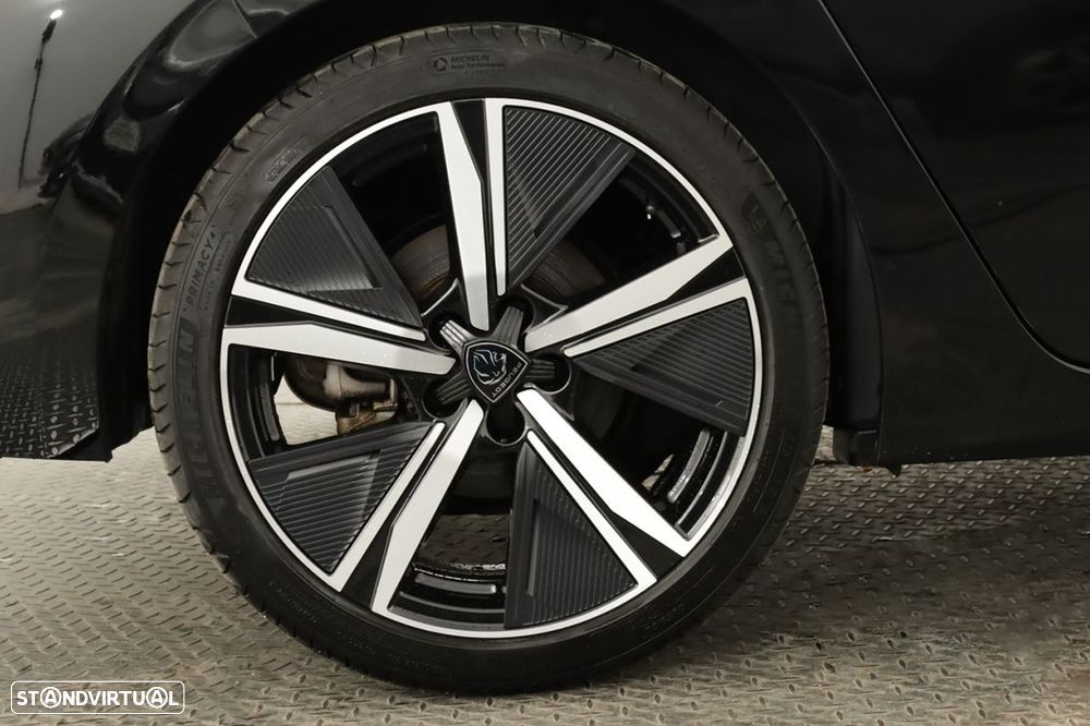 Peugeot 308 1.2 PureTech GT EAT8 - 5