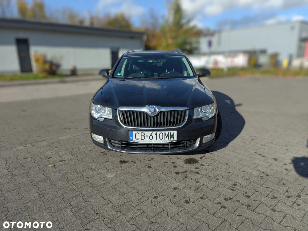Skoda Superb Combi 2.0 TSI DSG Elegance - 2