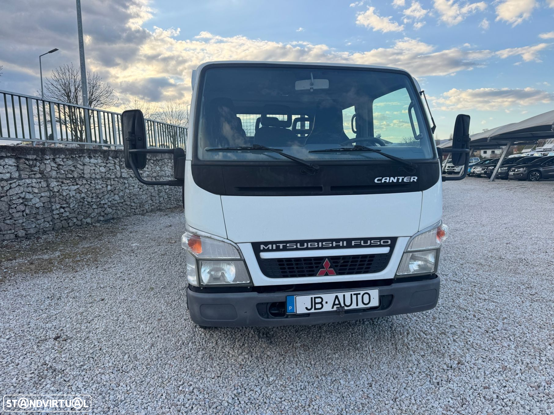 Mitsubishi Canter Fuso 3S13 3.0DI-D 6LUG Ligeira Nacional - 2