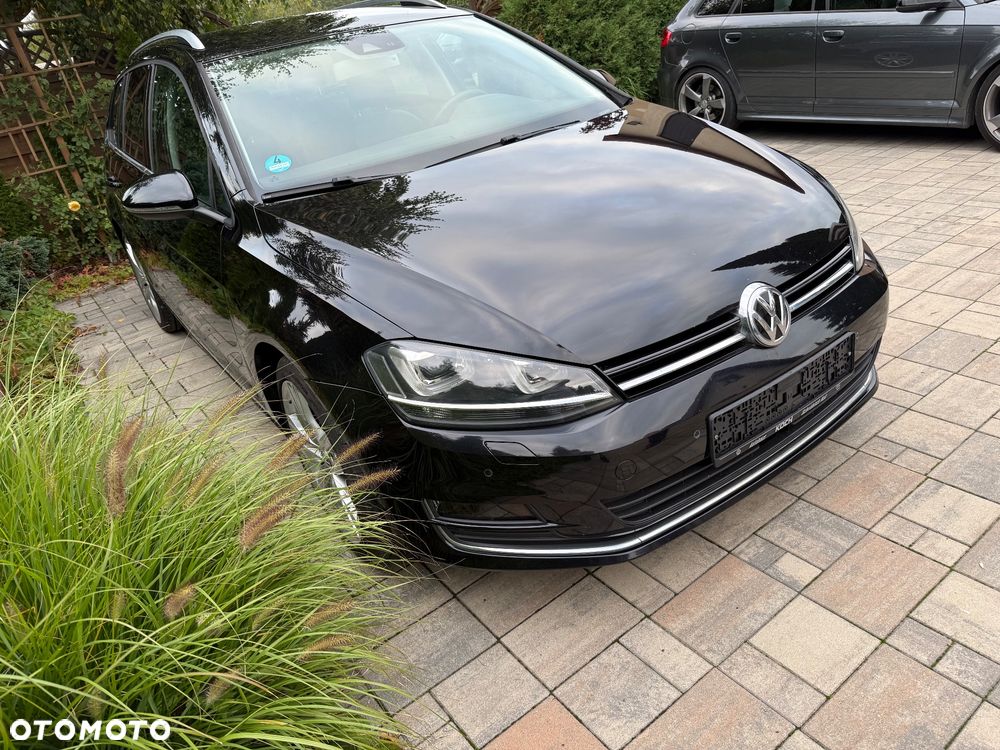 Volkswagen Golf - 6
