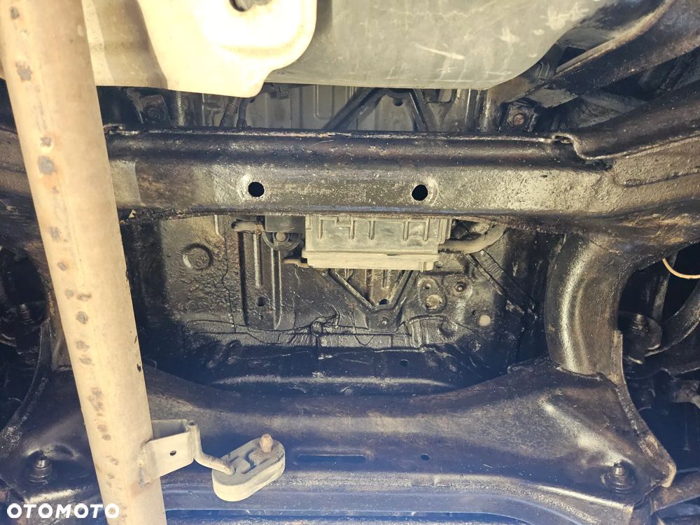 Honda Accord 2.0 Comfort - 34
