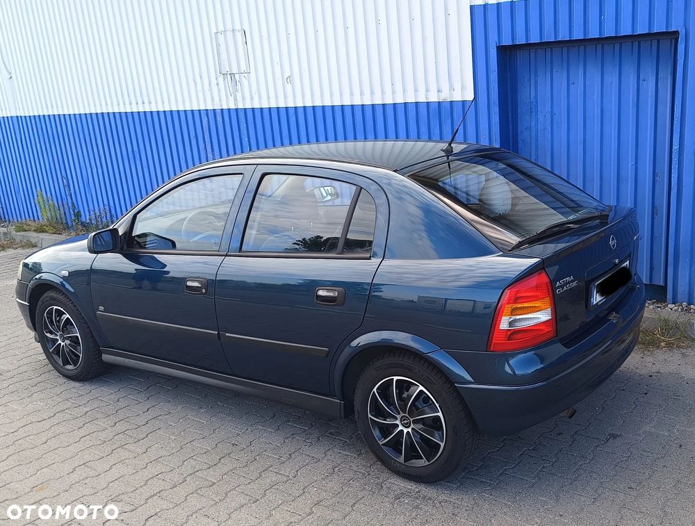 Opel Astra - 13
