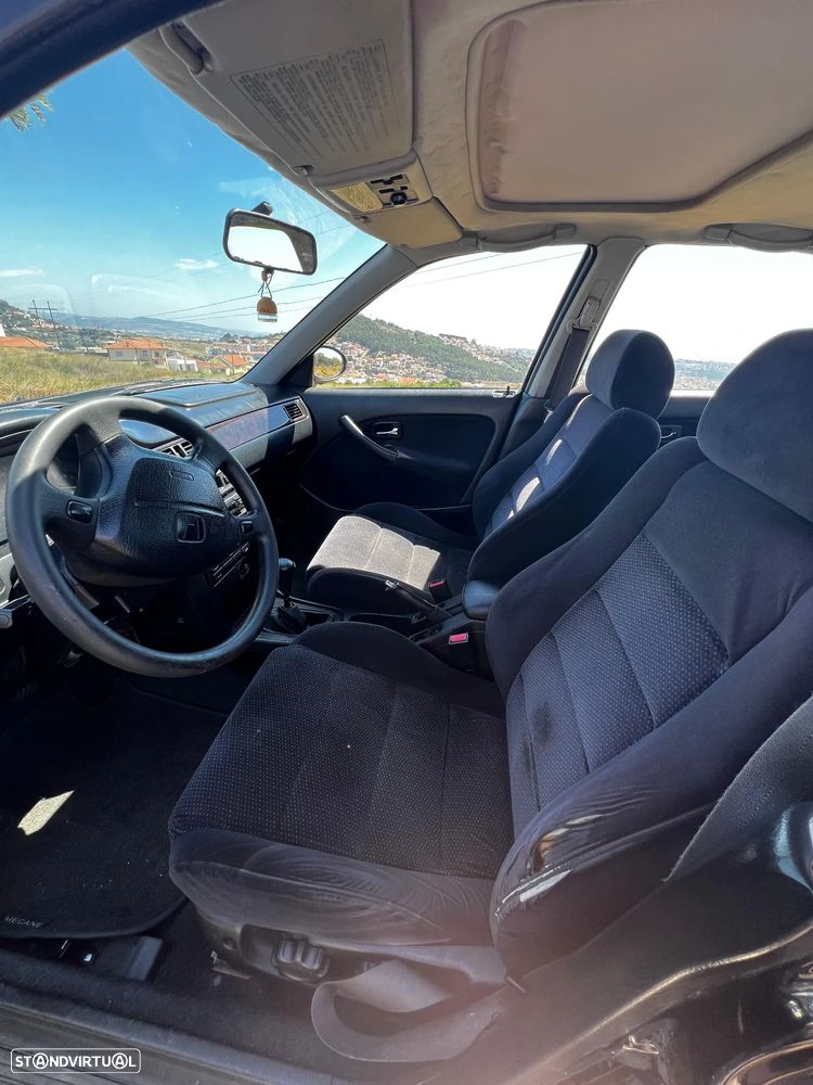 Honda Civic 1.5i LS - 5