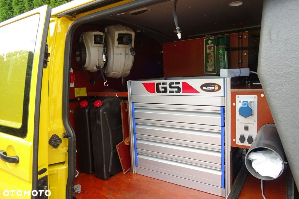 Volkswagen Transporter - 27