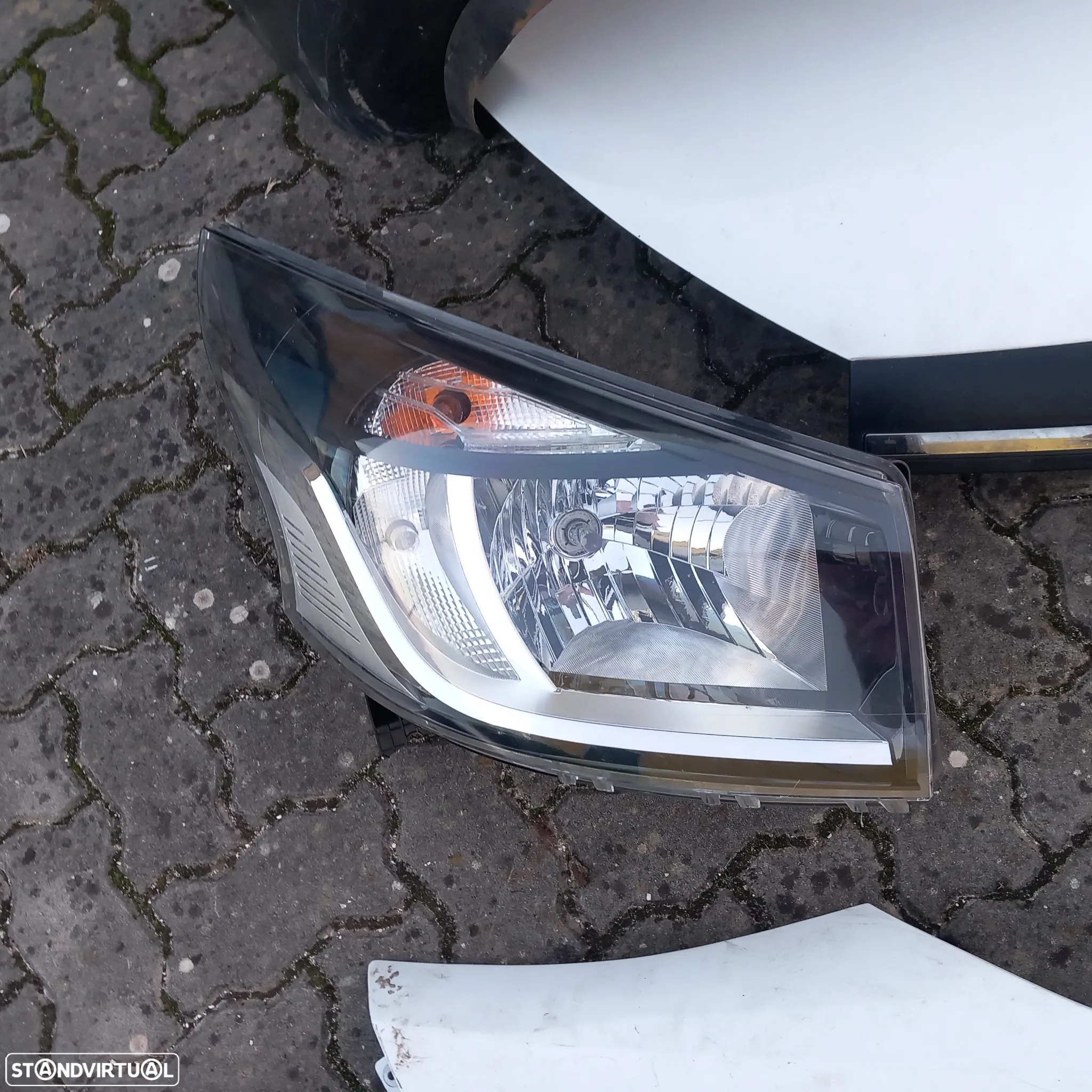 Frente renault trafic 3 - 6